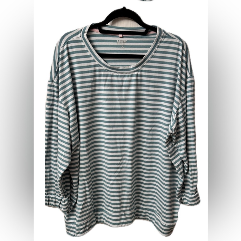 Lands' End Green and White Long Sleeve Tee for Effortless Style